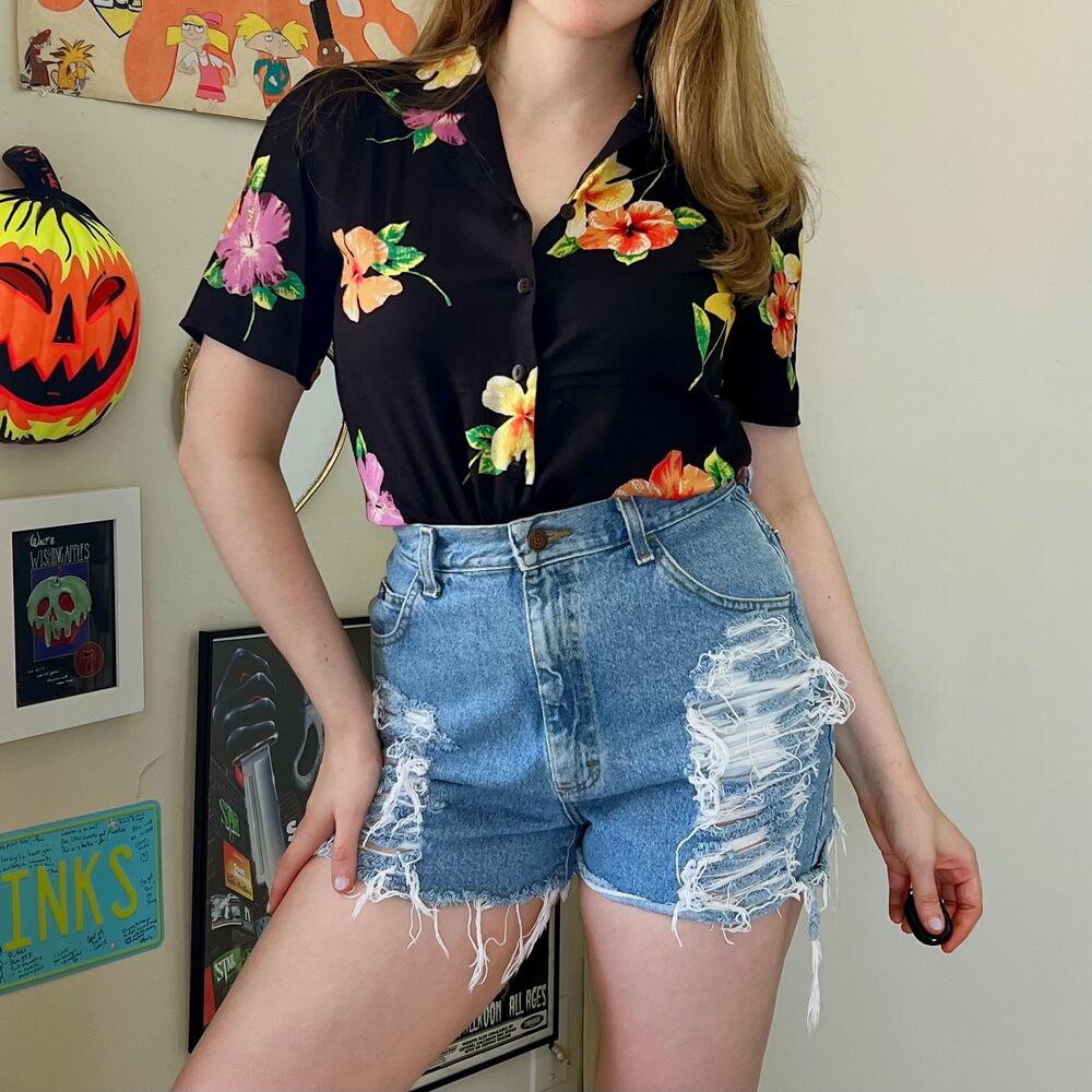 Vintage 1990s Sarah B Studio Silk Hawaiian Print Shirt Size Small Button Up
